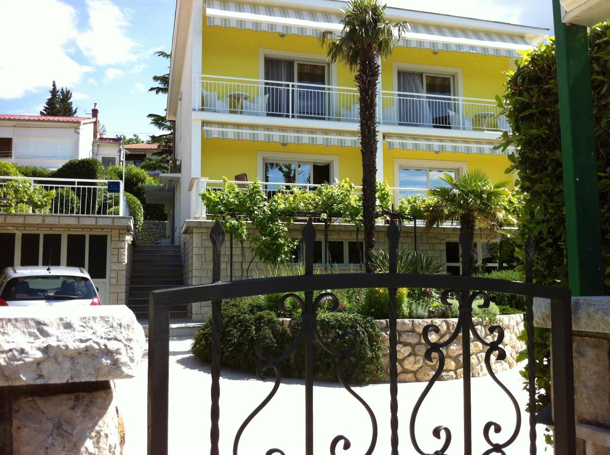 Apartments & Rooms Marina Dramalj Luaran gambar