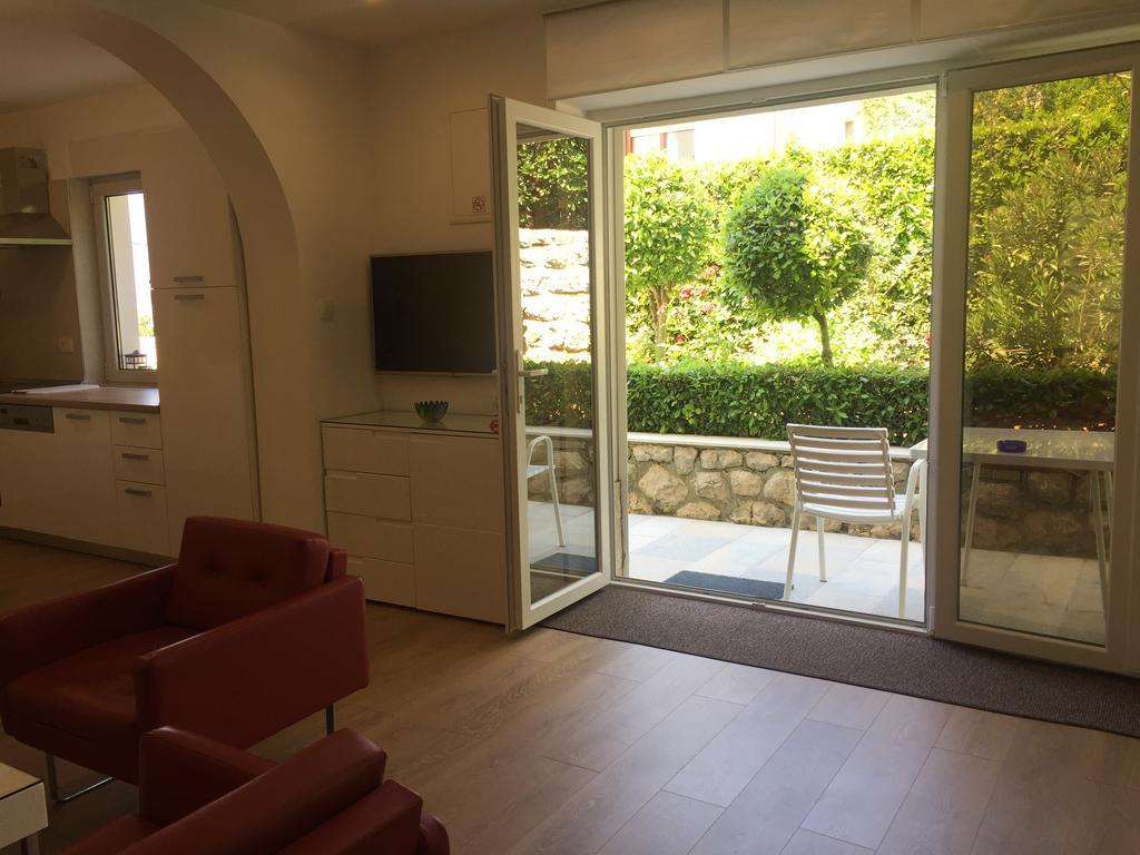 Apartments & Rooms Marina Dramalj Luaran gambar
